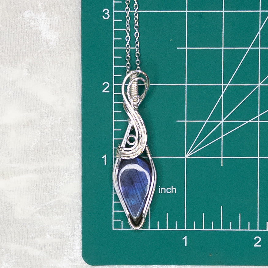 Purple & Blue Labradorite .925 Sterling Silver Pendant