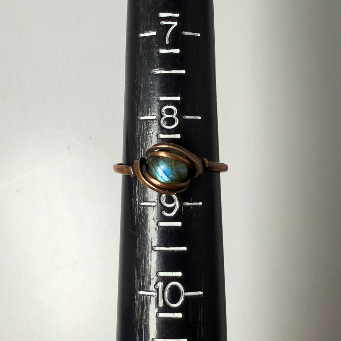 Dainty Blue & Green Labradorite Copper Ring 8.5