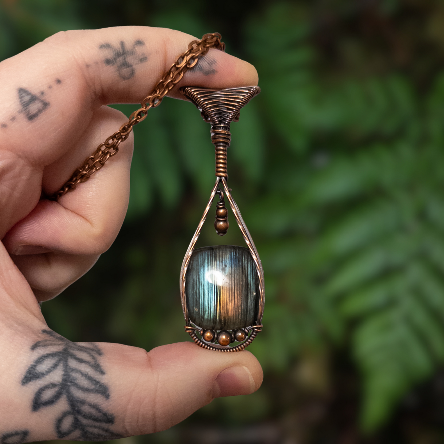 Amphora - Striped Labradorite & Dangling Charm Copper Pendant