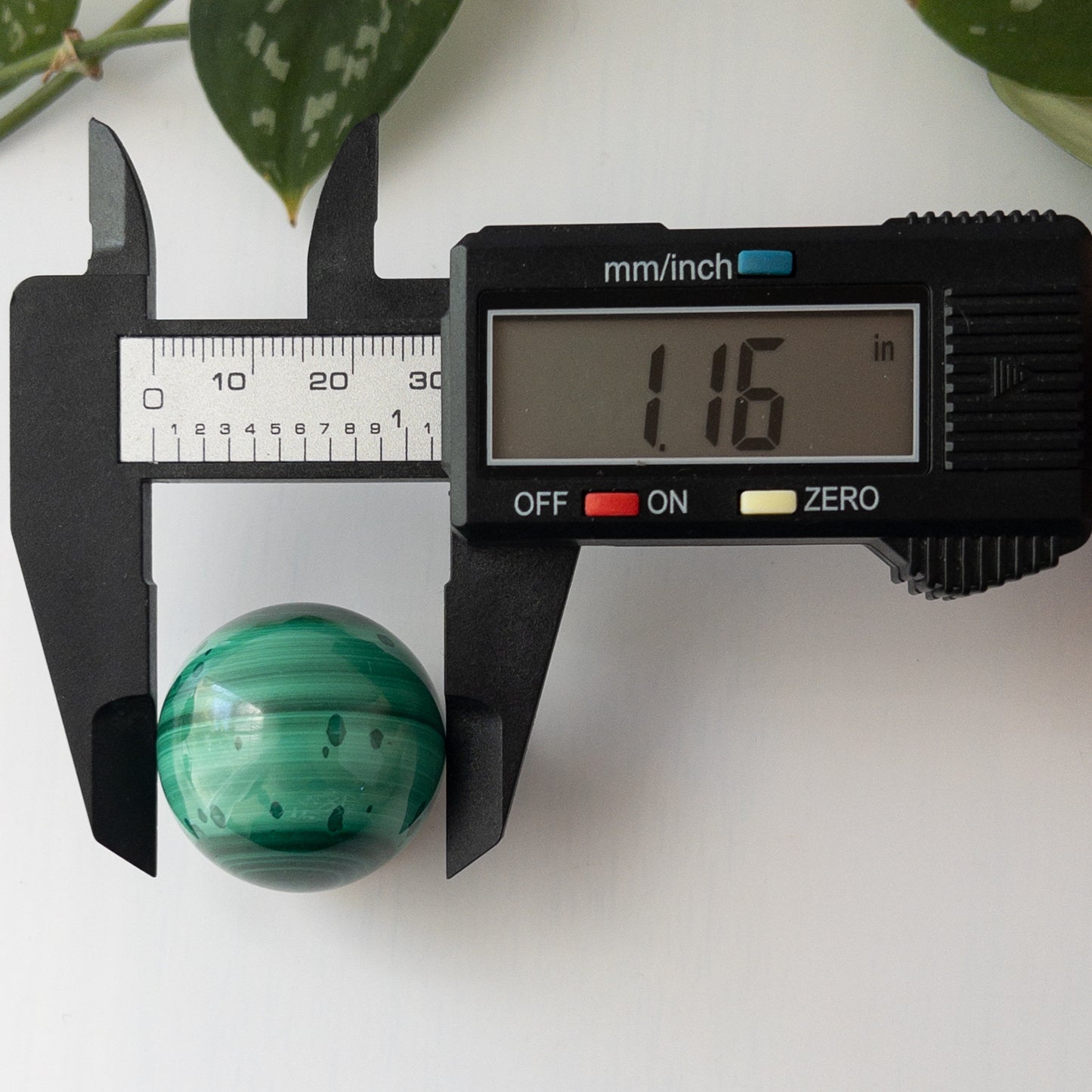 Malachite Sphere (1.16in.)