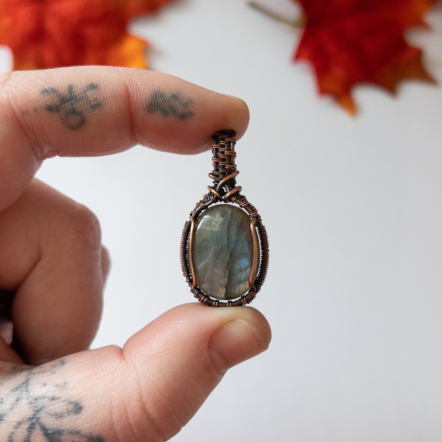 Small Labradorite Antiqued Copper Weave Pendant