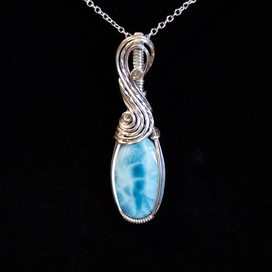 19ct. Larimar & .925 Sterling Silver Pendant