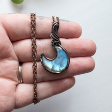 Load image into Gallery viewer, Labradorite Moon &amp; Copper Wrapped Pendant
