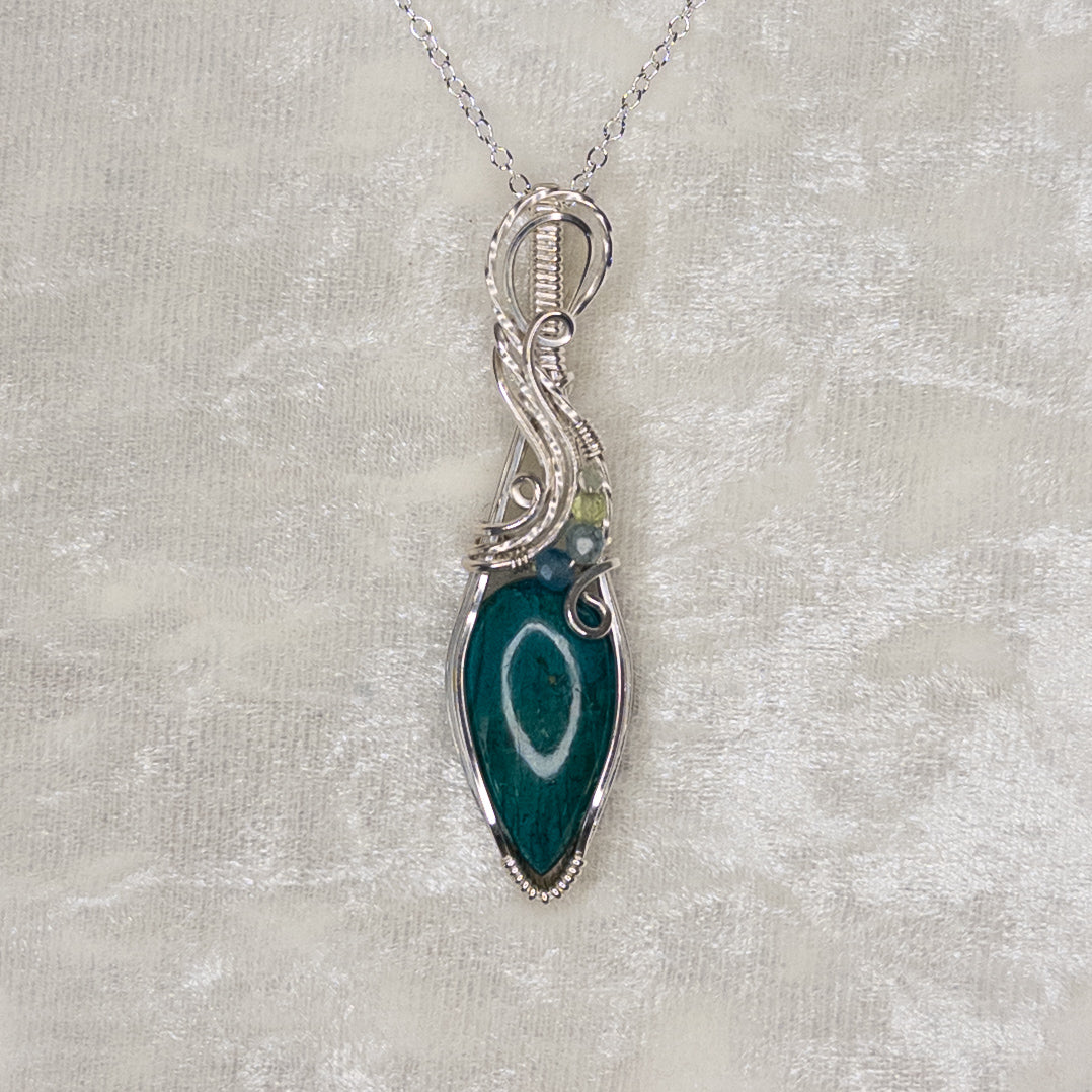 Shattuckite Sterling Silver Pendant With Faceted Apatite, Peridot, & Agate Beads