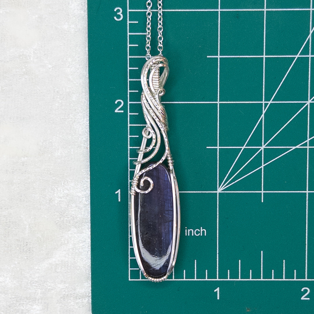 Purple & Blue Labradorite .925 Sterling Silver Pendant