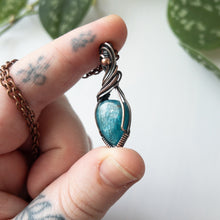 Load image into Gallery viewer, Dainty Apatite &amp; Copper Wrapped Pendant
