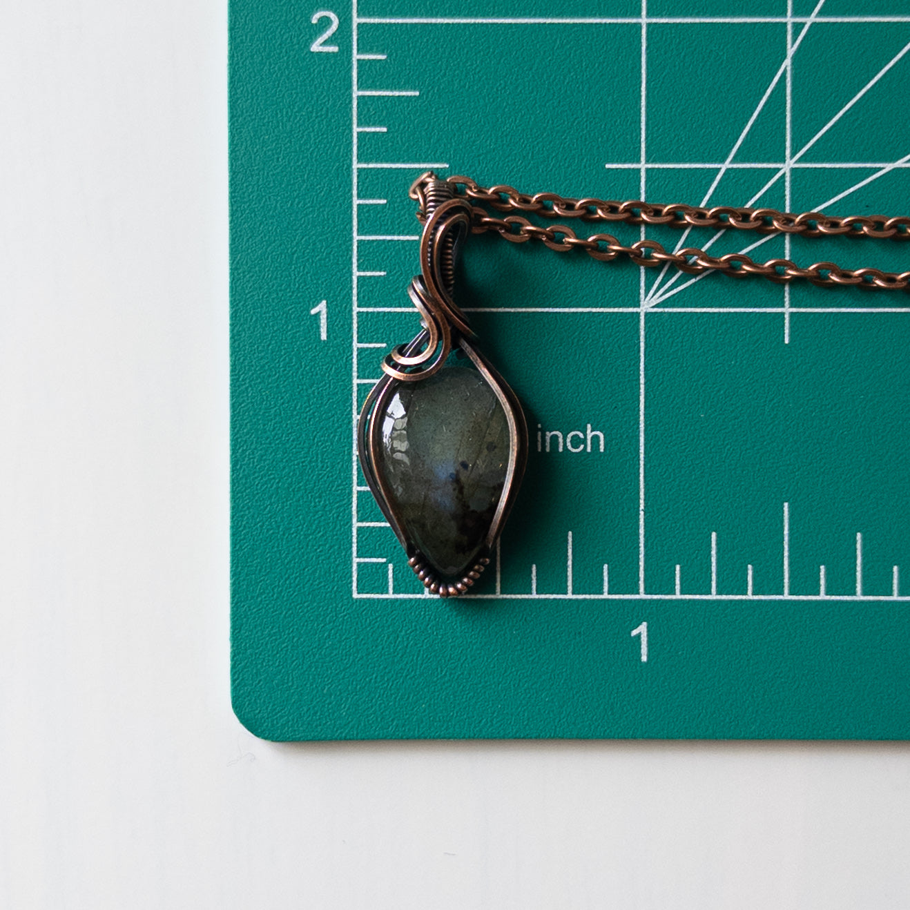 Dainty Labradorite Copper Wrapped Pendant