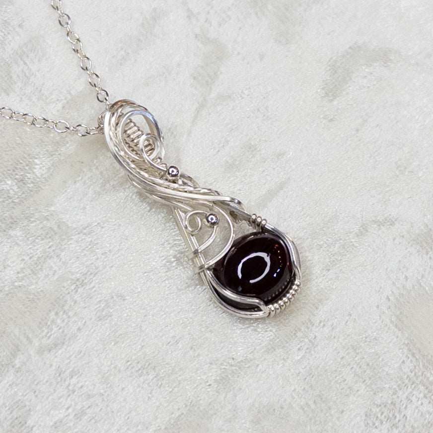 4.8ct. Garnet & .925 Sterling Silver Pendant