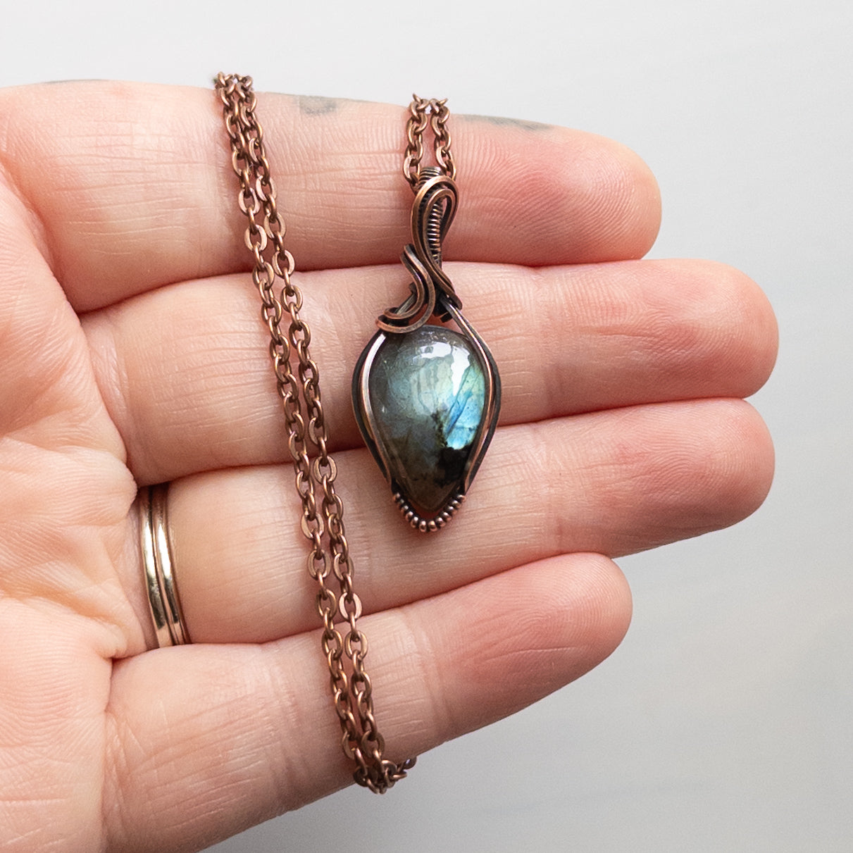 Dainty Labradorite Copper Wrapped Pendant