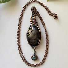 Charger l&#39;image dans la galerie, Gold Sheen Obsidian With Labradorite Charm Copper Wrapped Pendant
