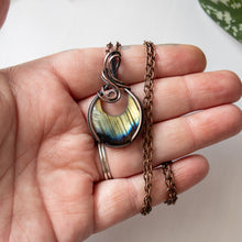 Load image into Gallery viewer, Labradorite Moon &amp; Copper Wrapped Pendant
