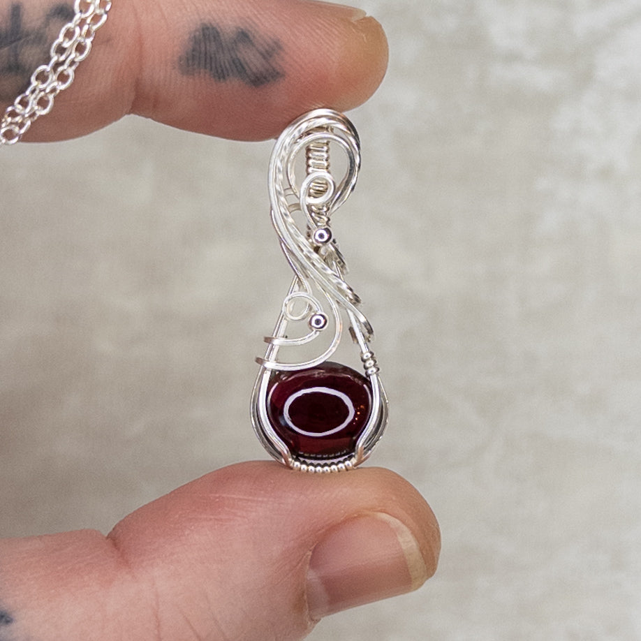 4.8ct. Garnet & .925 Sterling Silver Pendant