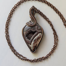 Load image into Gallery viewer, Mexican Lace Agate With Druzy Copper Wrapped Pendant
