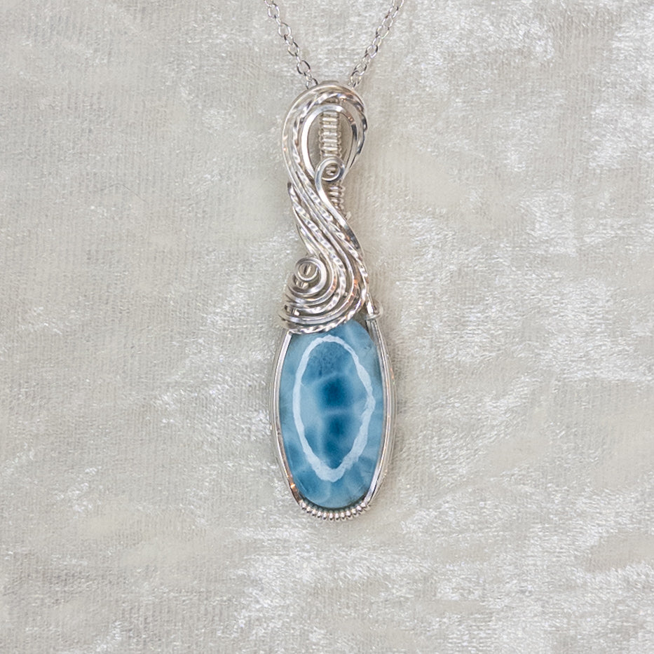 19ct. Larimar & .925 Sterling Silver Pendant