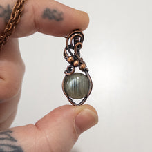 Load image into Gallery viewer, Verticalis - Labradorite Copper Wrapped Pendant
