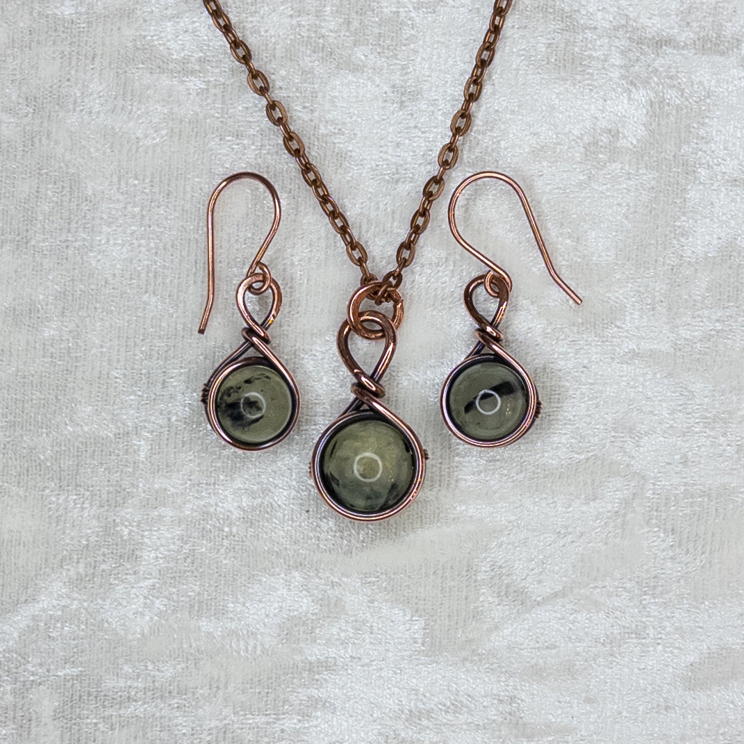 Drops of Prehnite Antiqued Copper Pendant & Earrings Set