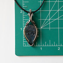 Load image into Gallery viewer, Labradorite Eye &amp; Sterling Silver Wrapped Pendant
