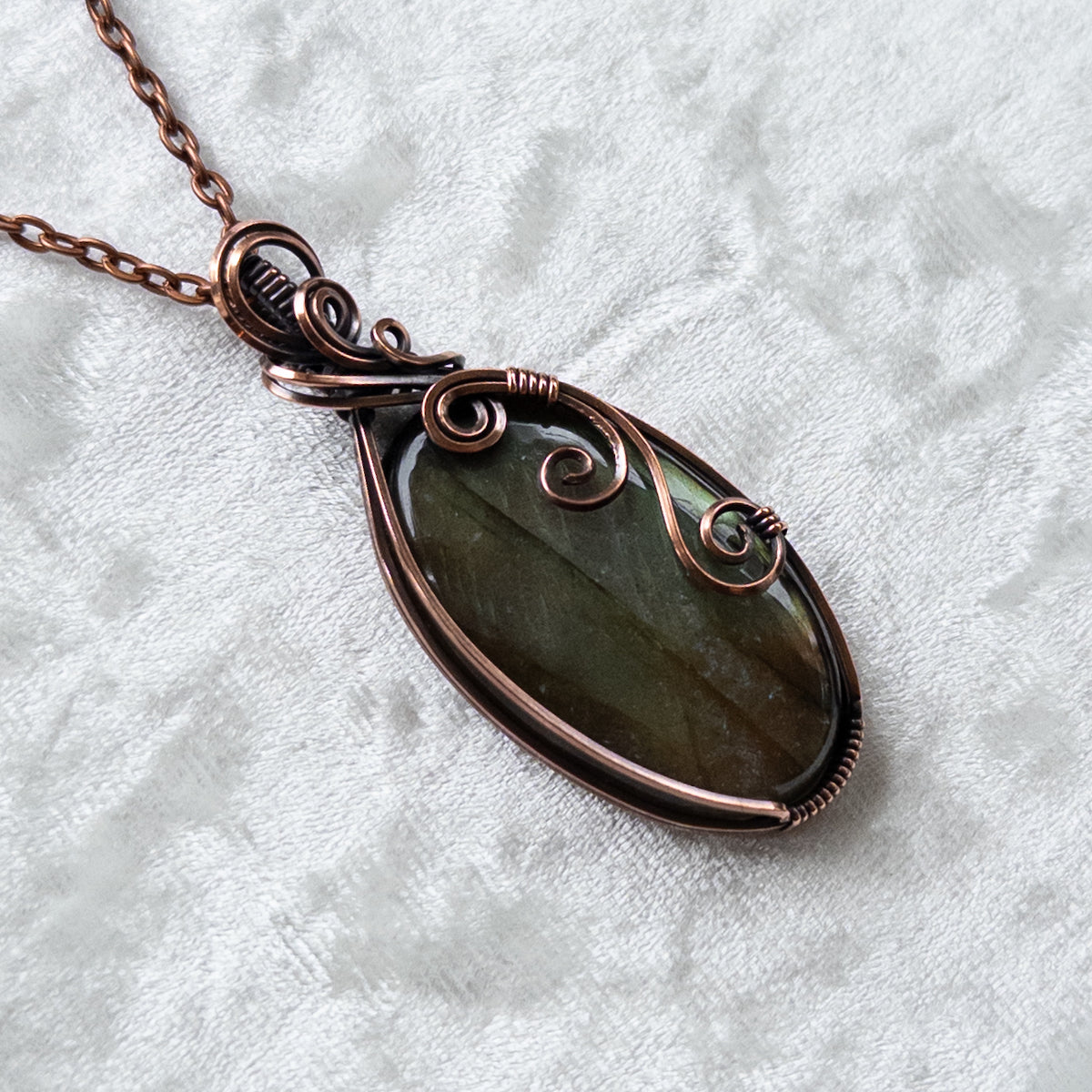 Autumn Sheen Labradorite Antiqued Copper Pendant