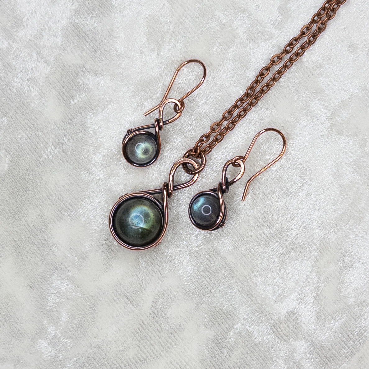 Drops of Labradorite Antiqued Copper Pendant & Earrings Set