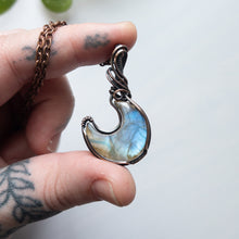 Load image into Gallery viewer, Labradorite Moon &amp; Copper Wrapped Pendant
