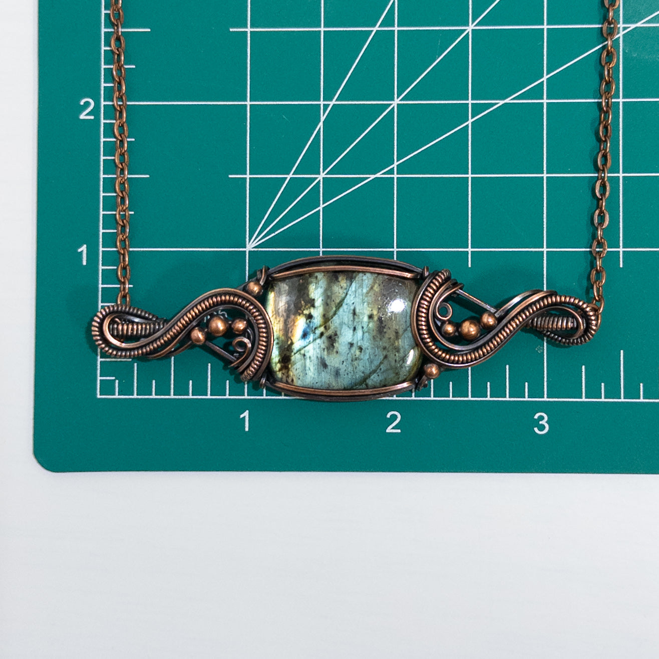 Aitherios - Labradorite Copper Necklace