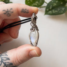 Load image into Gallery viewer, Moonstone &amp; Sterling Silver Wrapped Pendant
