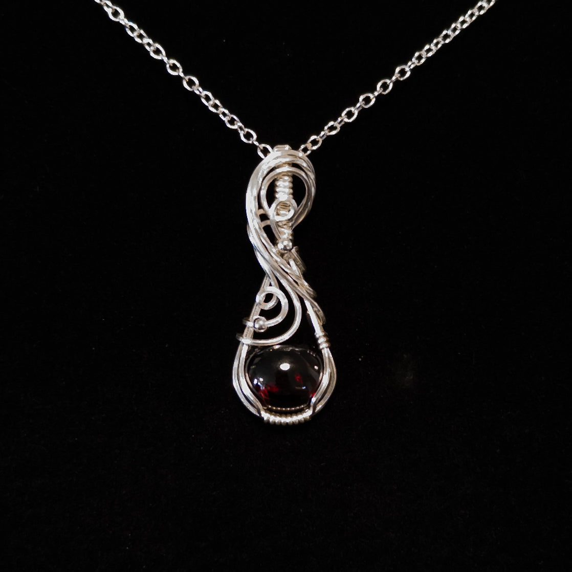 4.8ct. Garnet & .925 Sterling Silver Pendant