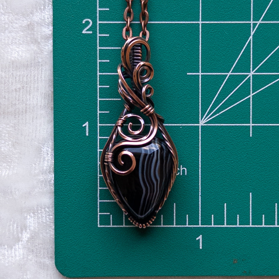 Black & White Agate Pendant - Antiqued Copper