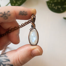 Load image into Gallery viewer, Moonstone &amp; Copper Wrapped Pendant
