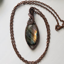 Load image into Gallery viewer, Rainbow Flash Labradorite &amp; Copper Wrapped Pendant
