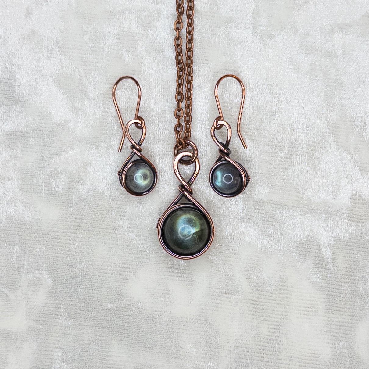 Drops of Labradorite Antiqued Copper Pendant & Earrings Set