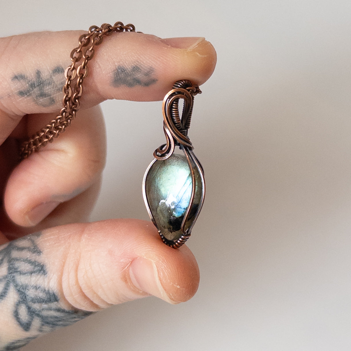 Dainty Labradorite Copper Wrapped Pendant