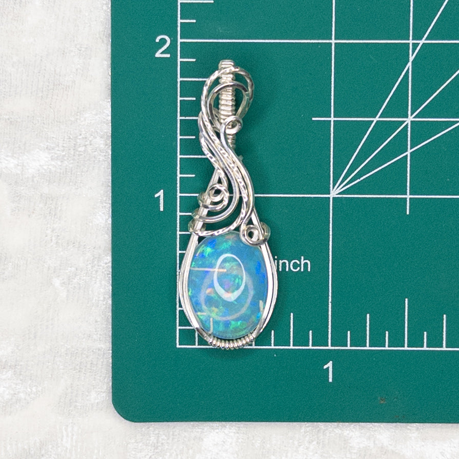 7.8ct. Welo Opal & .925 Sterling Silver Pendant