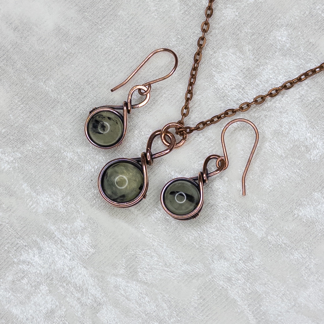 Drops of Prehnite Antiqued Copper Pendant & Earrings Set