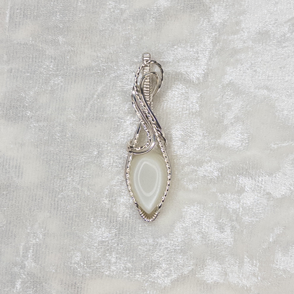 Madras Moonstone & .925 Sterling Silver Pendant