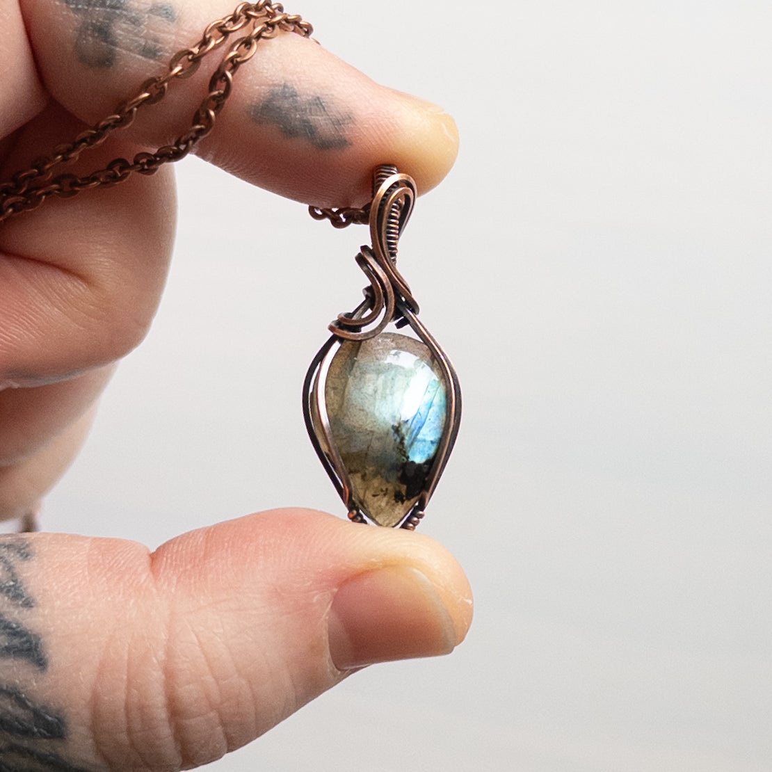 Dainty Labradorite Copper Wrapped Pendant