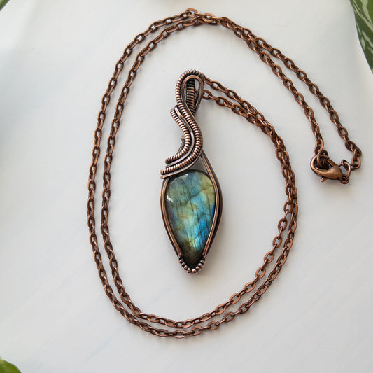 Labradorite & Copper Wrapped Pendant