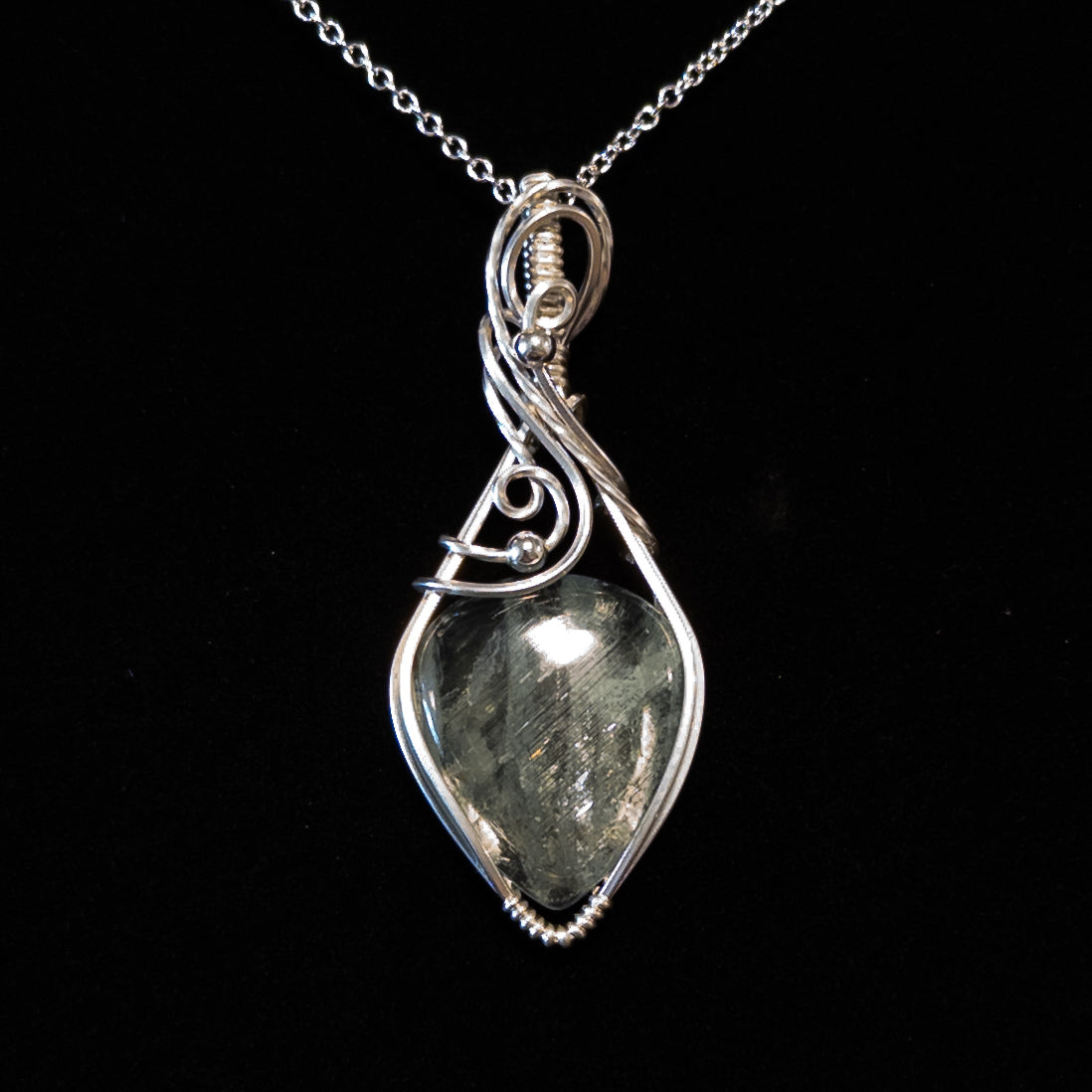 Green Tanzanian Sunstone & .925 Sterling Silver Pendant
