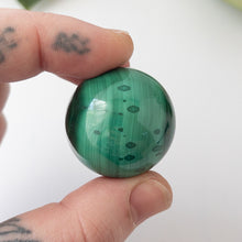 Load image into Gallery viewer, Malachite Sphere (1.16in.)
