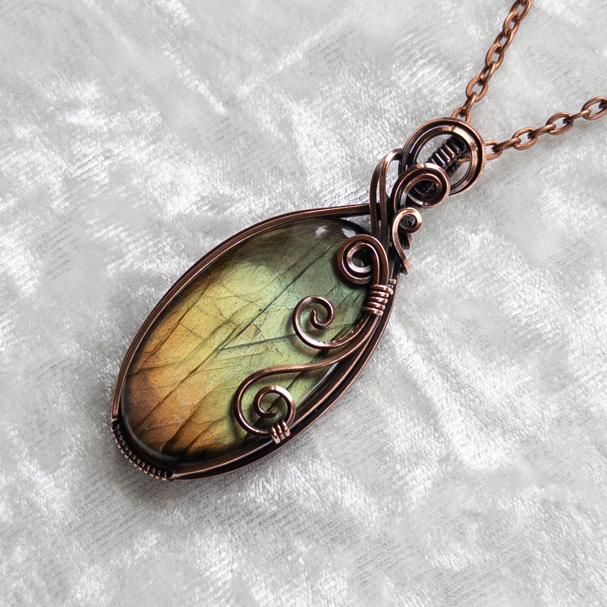 Autumn Sheen Labradorite Antiqued Copper Pendant