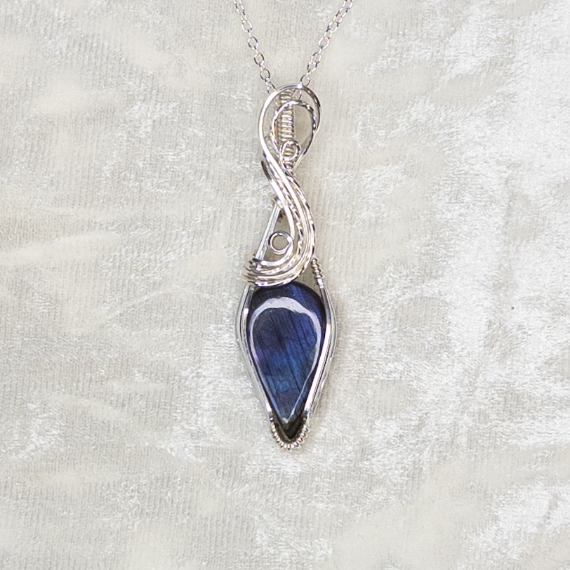Purple & Blue Labradorite .925 Sterling Silver Pendant