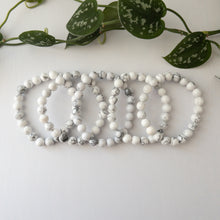 Load image into Gallery viewer, Howlite Stretch Bracelet 8.5 mm
