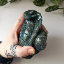 Load image into Gallery viewer, Large Labradorite Cobra
