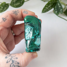 Load image into Gallery viewer, Malachite &amp; Chrysocolla Freeform E - Congo
