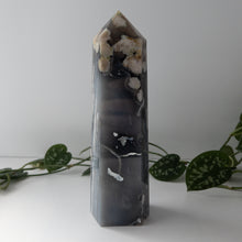 Load image into Gallery viewer, XL Black Flower Agate Tower
