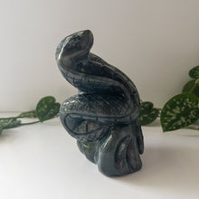 Load image into Gallery viewer, Large Labradorite Cobra
