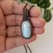 Load image into Gallery viewer, Moonstone Copper Pendant
