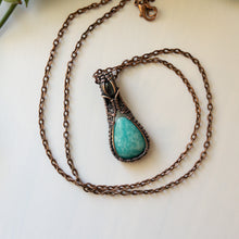 Load image into Gallery viewer, Amazonite &amp; Labradorite Copper Pendant
