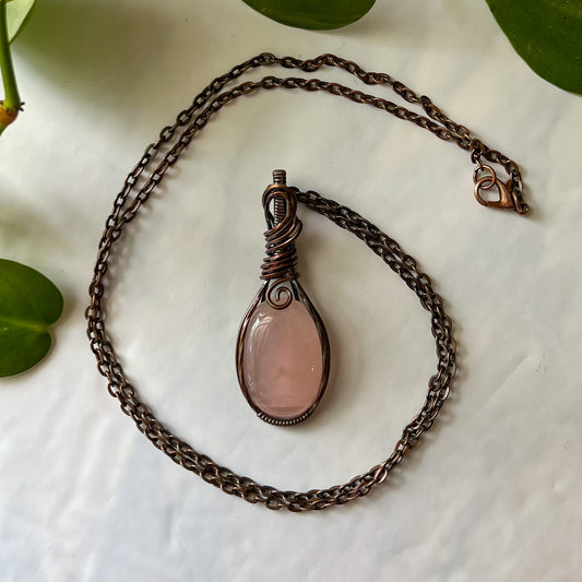 Rose Quartz Antiqued Copper Wrapped Pendant With Chain