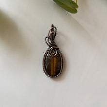 Load image into Gallery viewer, Tiger’s Eye Antiqued Copper Pendant
